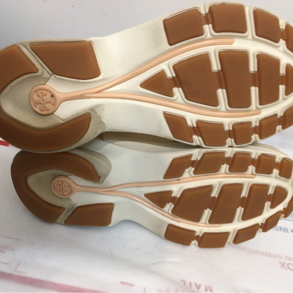 Tory Burch Monogram Good Luck Lightweight Women's Cream Fashion Sneakers Size6.5 - Picture 9 of 13